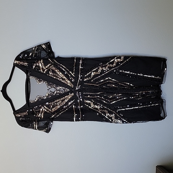 Vijiv NWT black and gold beaded and sequin dress size large - Picture 8 of 10